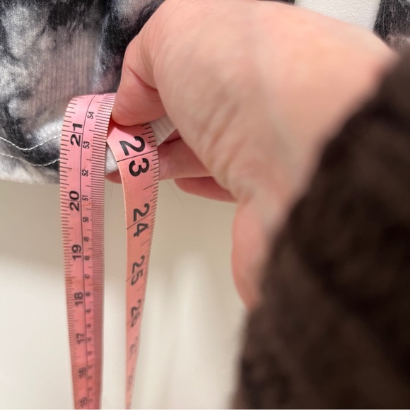 Shein Curve Tie Dye Long Sleeve Top - Picture 9 of 9